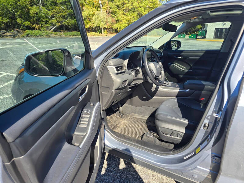 2020 Toyota Highlander XLE