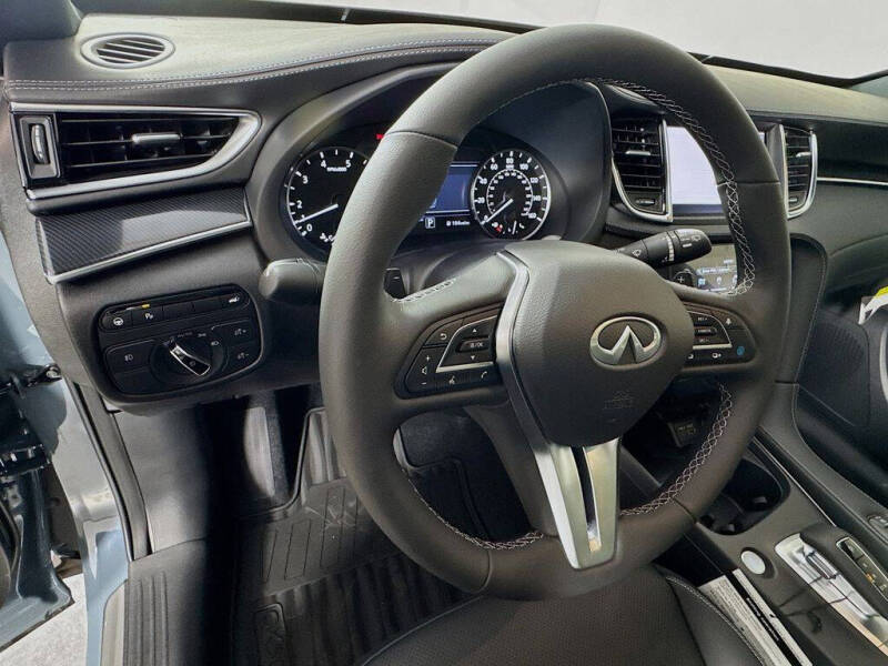 2025 Infiniti QX50 Sport