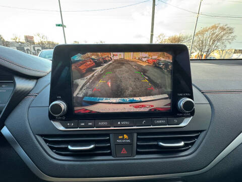 2020 Nissan Altima 2.5 SR