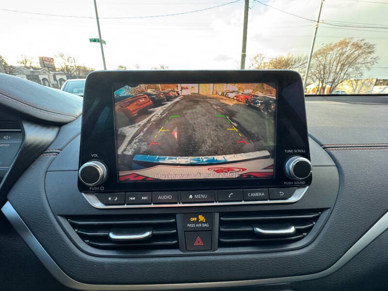 2020 Nissan Altima 2.5 SR