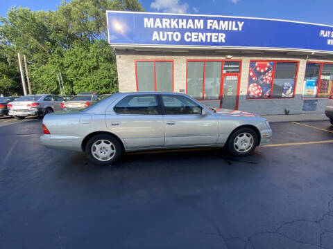2000 Lexus LS 400