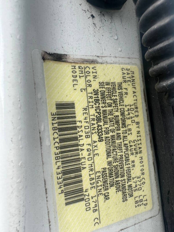 2011 Nissan Versa 1.8 S