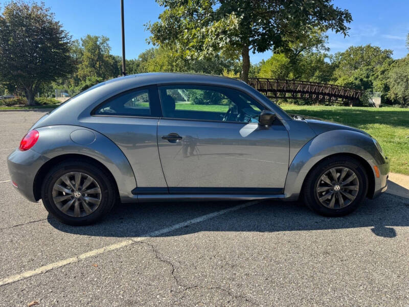 2013 Volkswagen Beetle 2.5L Entry PZEV