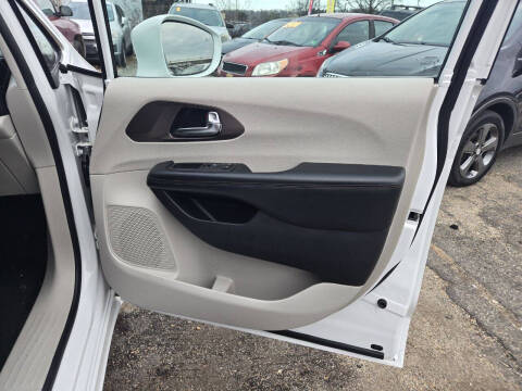 2019 Chrysler Pacifica Touring L