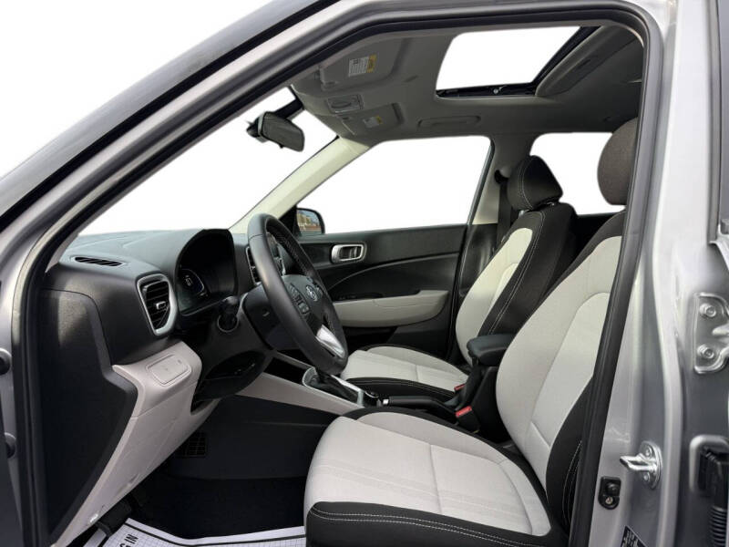 2024 Hyundai Venue Limited