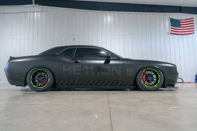 2015 Dodge Challenger SRT's photo