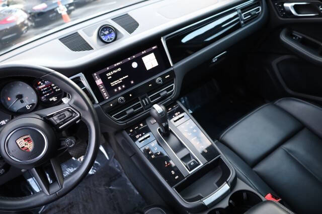 2023 Porsche Macan S