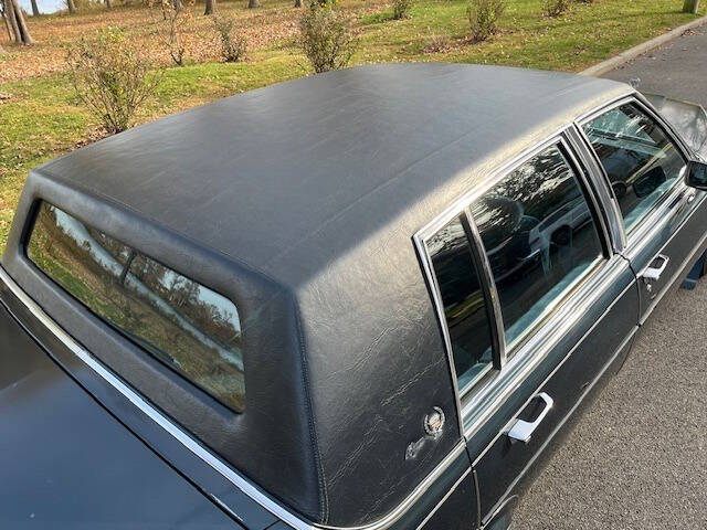 1985 Cadillac Fleetwood Brougham