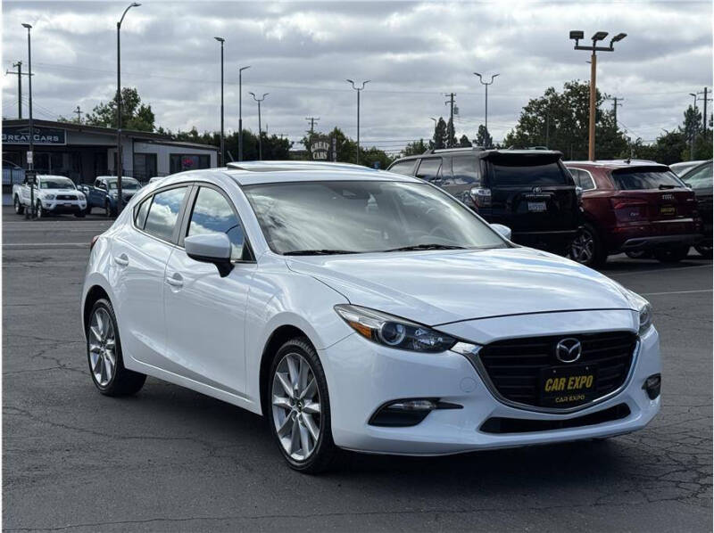 2017 Mazda MAZDA3 Touring 2.5