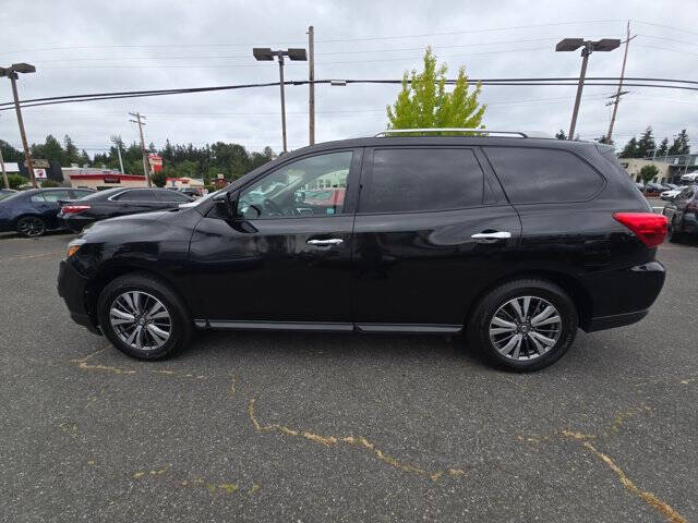 2019 Nissan Pathfinder SV