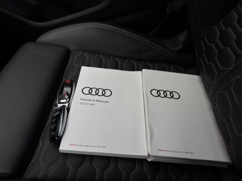 2023 Audi RS 6 Avant 4.0T quattro Avant