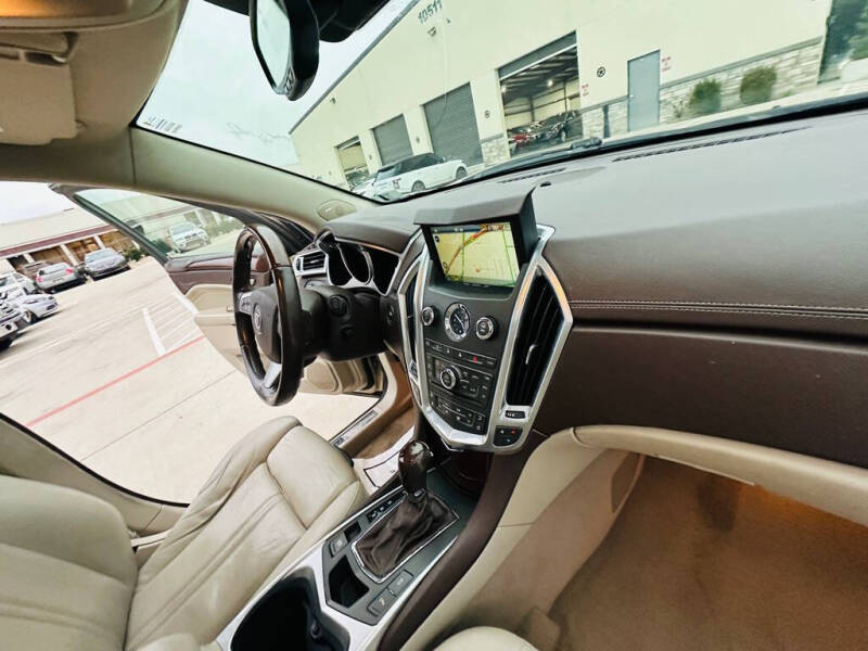 2011 Cadillac SRX Luxury Collection