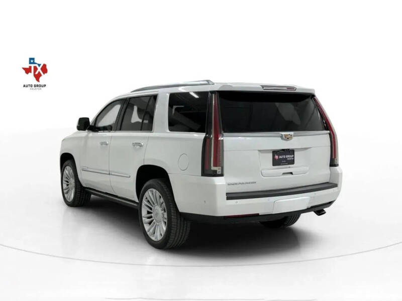 2019 Cadillac Escalade Platinum