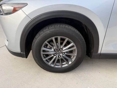 2017 Mazda CX-5 Sport