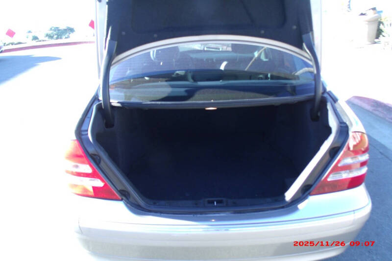 2003 Mercedes-Benz C-Class C 320