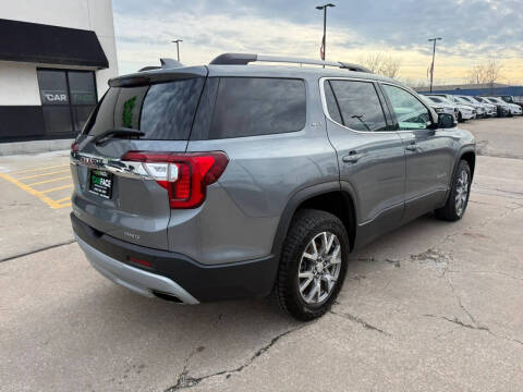 2022 GMC Acadia SLT