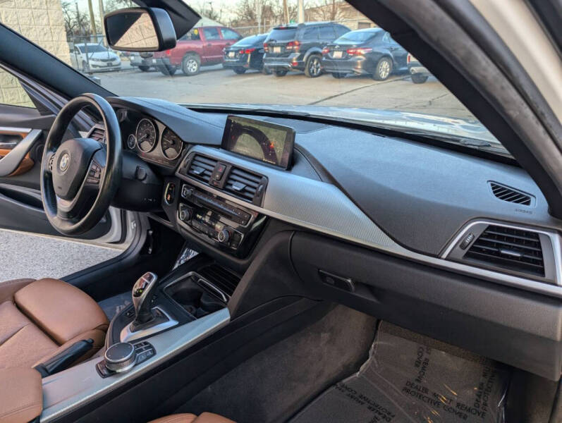 2018 BMW 3 Series 330i