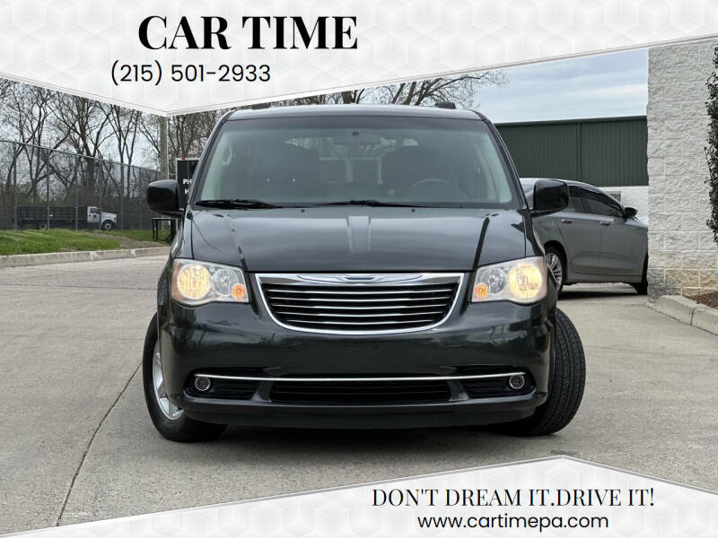 2011 Chrysler Town and Country Touring-L