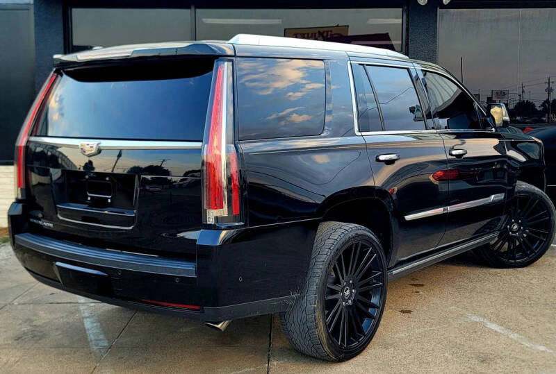 2017 Cadillac Escalade Premium Luxury