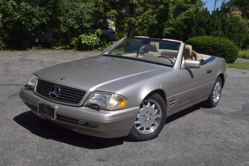 1998 Mercedes-Benz SL-Class for sale at Bill Dovell Motor Car in Columbus OH