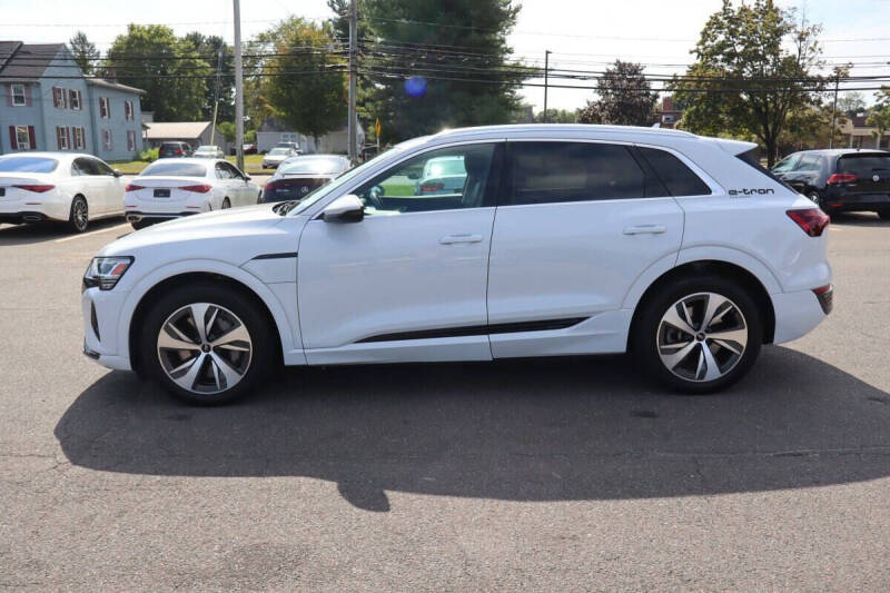 2024 Audi Q8 e-tron quattro Premium