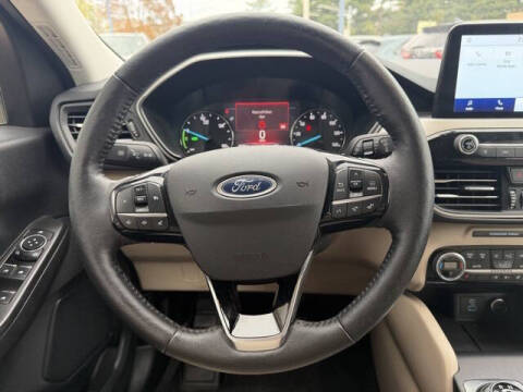 2021 Ford Escape Hybrid SEL