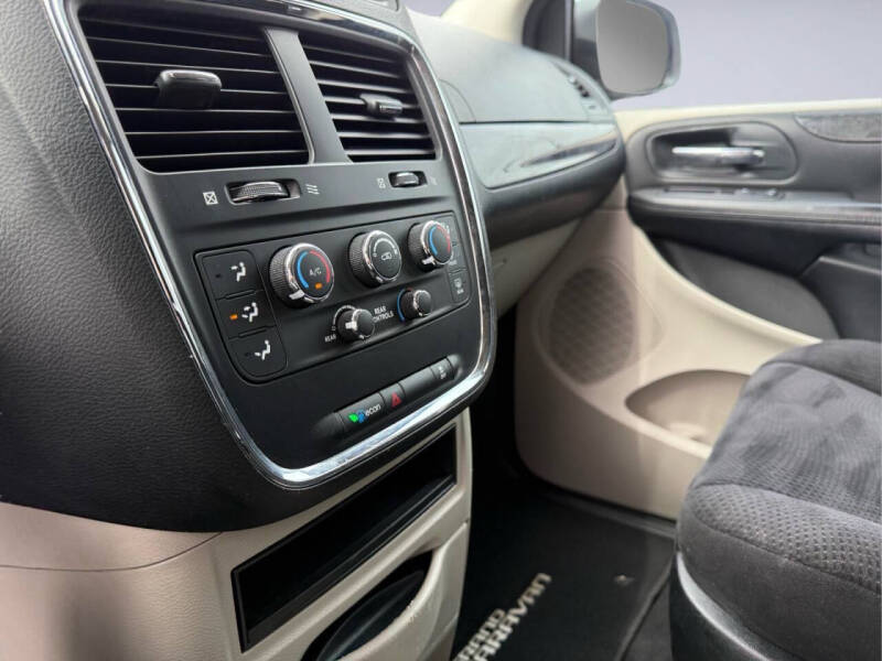 2013 Dodge Grand Caravan SE