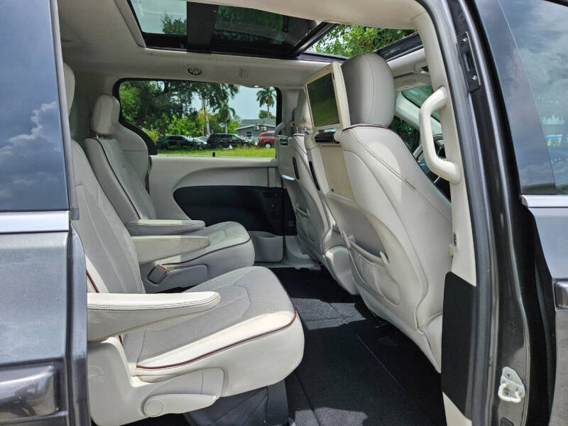 2017 Chrysler Pacifica Limited
