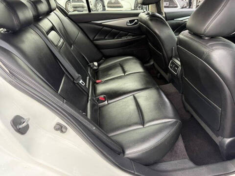 2021 Infiniti Q50 Luxe