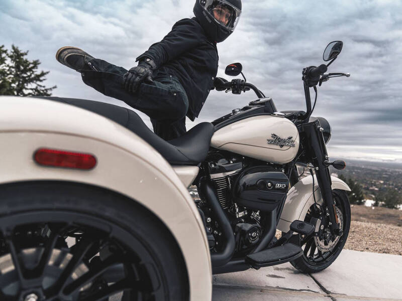 2023 Harley-Davidson Freewheeler