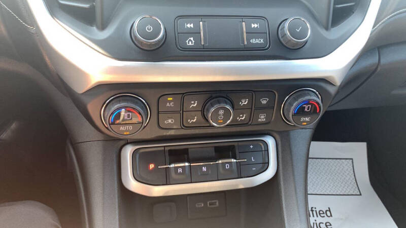 2023 GMC Acadia SLE
