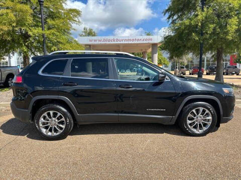 2020 Jeep Cherokee for sale at BLACKBURN MOTOR CO in Vicksburg MS