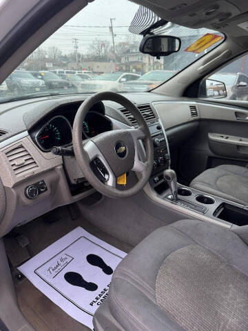 2010 Chevrolet Traverse LS