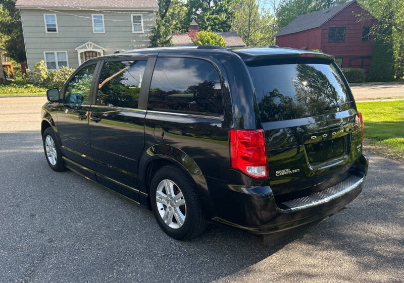 2012 Dodge Grand Caravan Crew