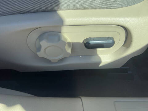 2017 Ford Taurus SEL