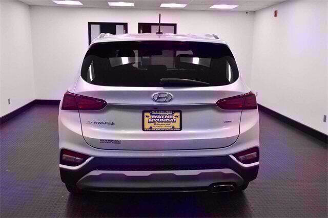 2019 Hyundai Santa Fe SE 2.4L