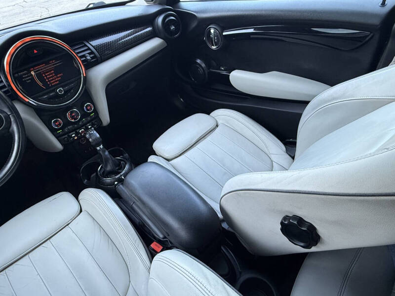 2016 MINI Hardtop 2 Door Cooper S