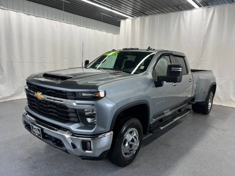 2024 Chevrolet Silverado 3500HD LT's photo