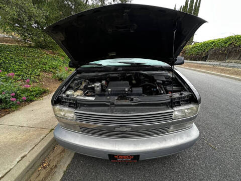 2000 Chevrolet Astro