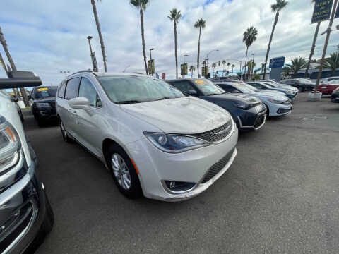 2017 Chrysler Pacifica