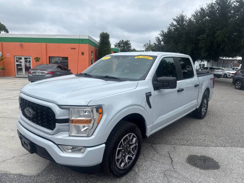 2021 Ford F-150 XL's photo