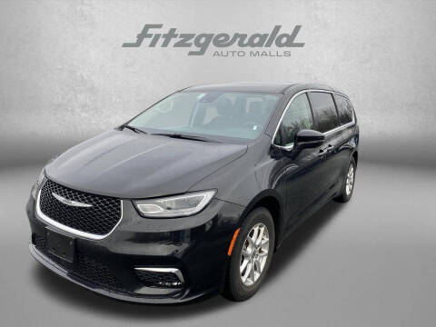 2023 Chrysler Pacifica Touring L