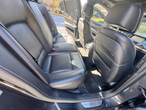 2015 BMW 7 Series 750i