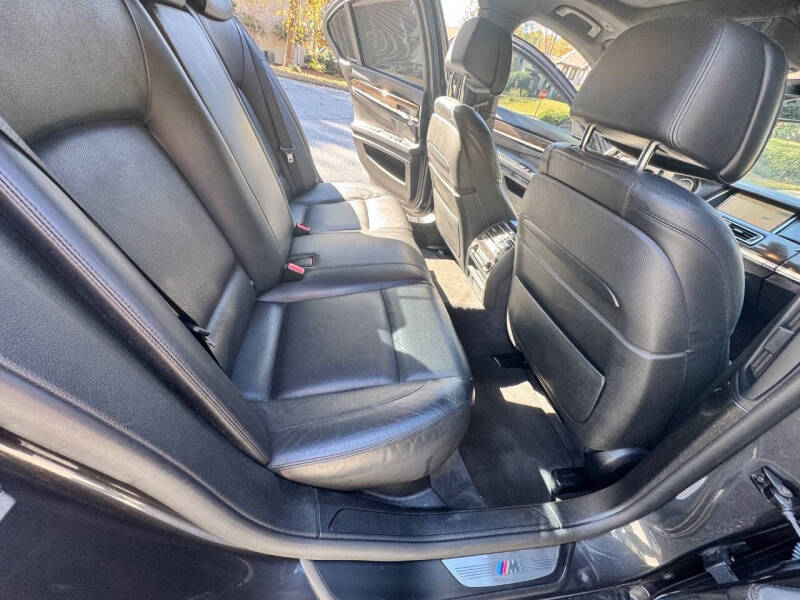 2015 BMW 7 Series 750i