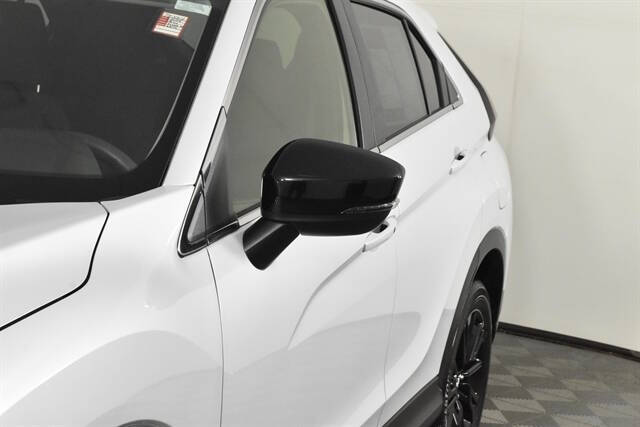 2024 Mitsubishi Eclipse Cross LE