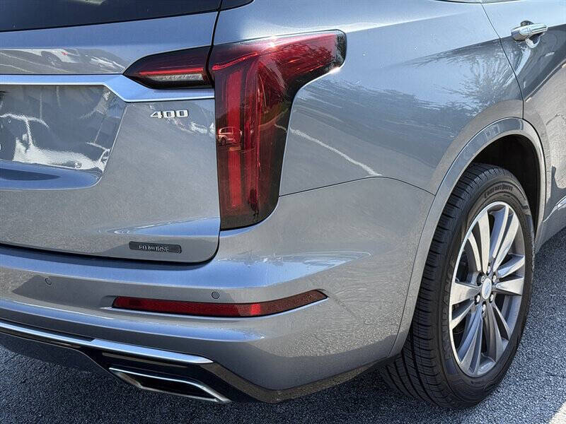2021 Cadillac XT6 16