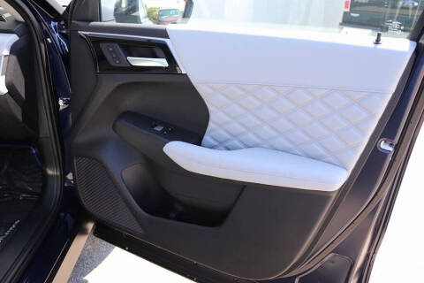 2025 Mitsubishi Outlander PHEV SEL