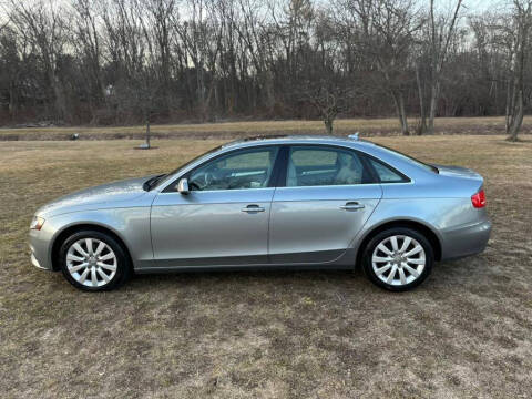 2010 Audi A4 2.0T quattro Premium Plus