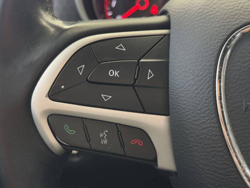 2017 Dodge Charger SXT