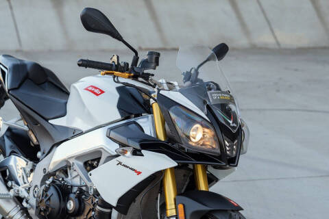 2015 Aprilia Tuono V4